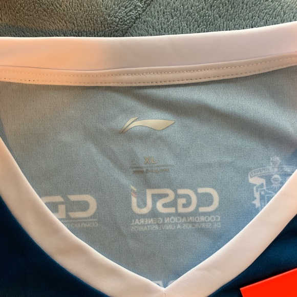 U DE G 5k/10k Finishers Shirt - Picture 5 of 5